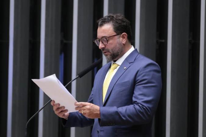 Aprovado texto-base de projeto do ajuste fiscal que prevê novo limite de gastos em caso de déficit nas contas